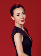 光屁屁美女挠胸侵犯